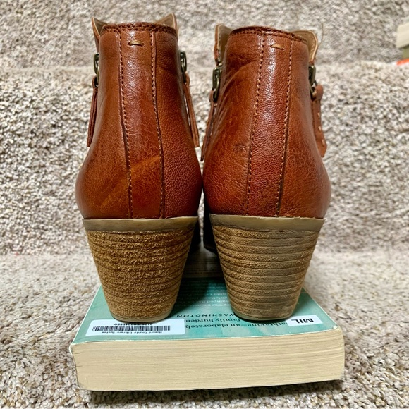 Vintage Frye ankle boots - Picture 10 of 12